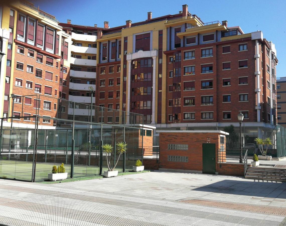 Los Prados - Huca Oviedo - Parking Gratuito Exterior foto